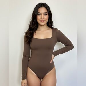 Chic Long Sleeve Brown Bodysuit